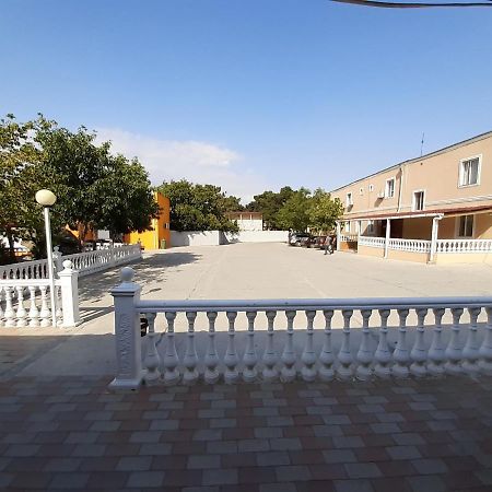 רוסטאבי Hotel Selika מראה חיצוני תמונה