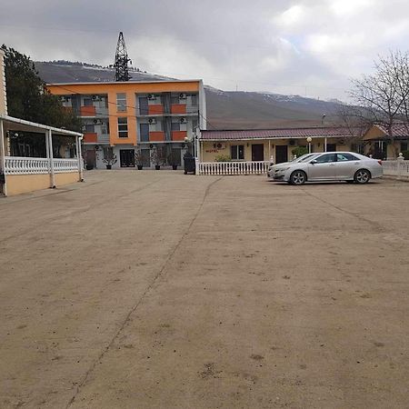 רוסטאבי Hotel Selika מראה חיצוני תמונה
