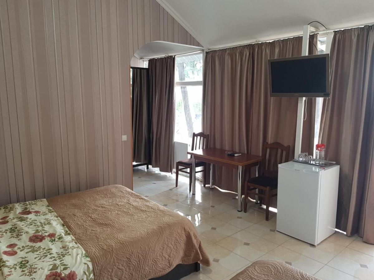 רוסטאבי Hotel Selika מראה חיצוני תמונה