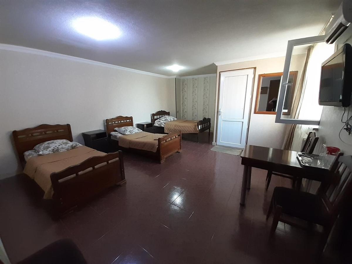 רוסטאבי Hotel Selika מראה חיצוני תמונה