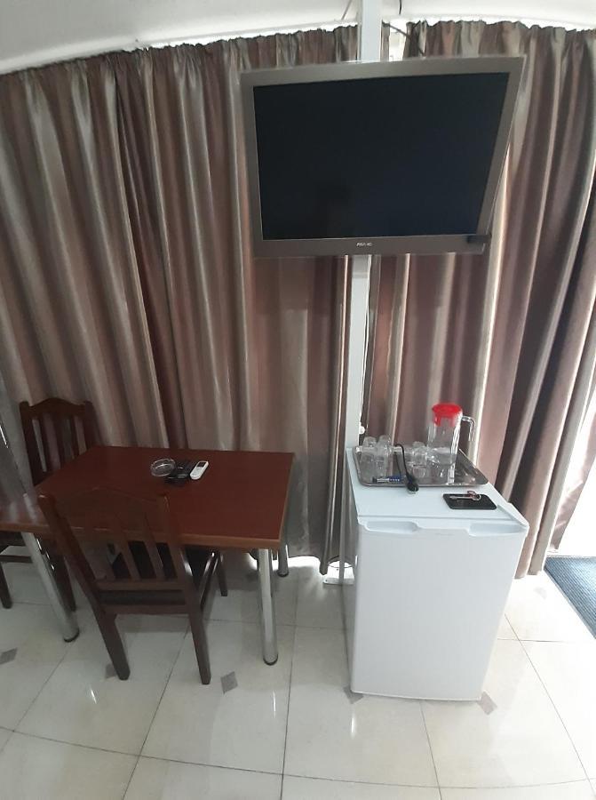 רוסטאבי Hotel Selika מראה חיצוני תמונה