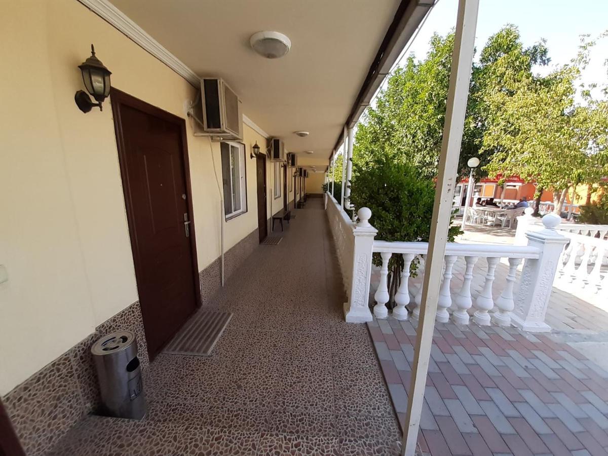 רוסטאבי Hotel Selika מראה חיצוני תמונה