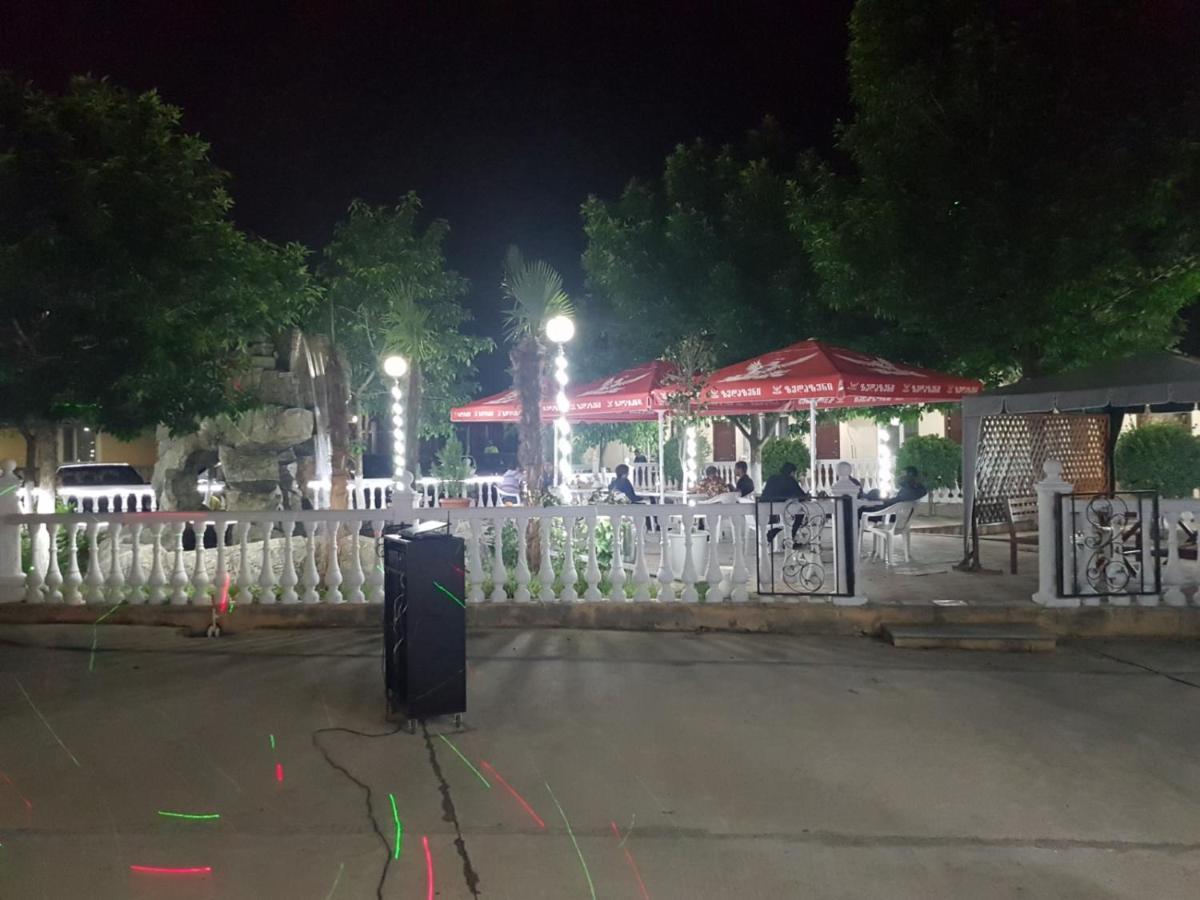 רוסטאבי Hotel Selika מראה חיצוני תמונה