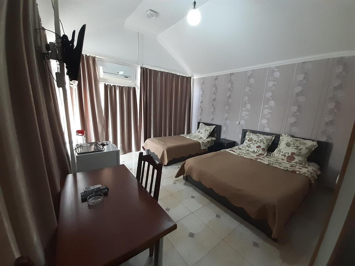 רוסטאבי Hotel Selika מראה חיצוני תמונה