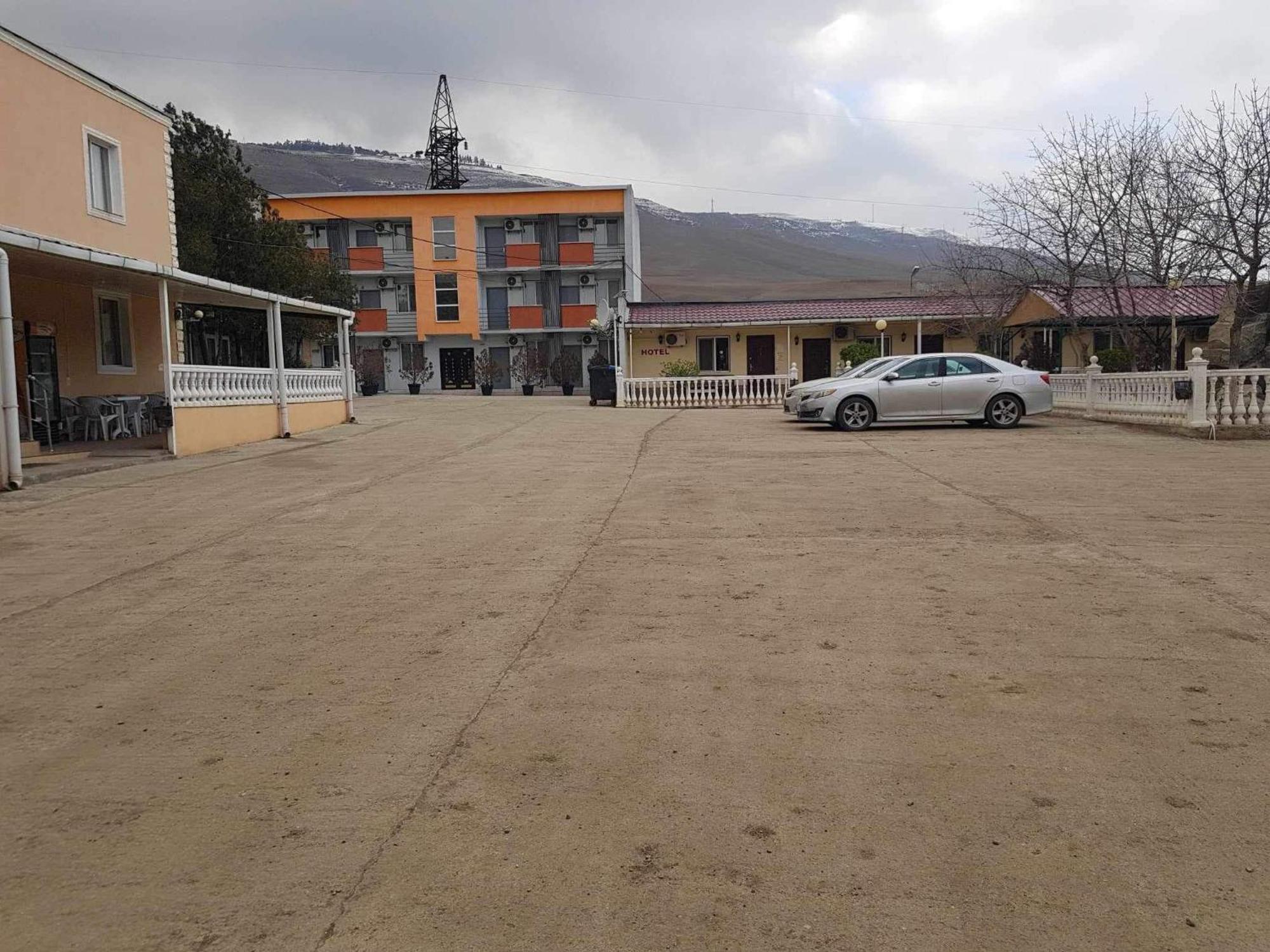 רוסטאבי Hotel Selika מראה חיצוני תמונה